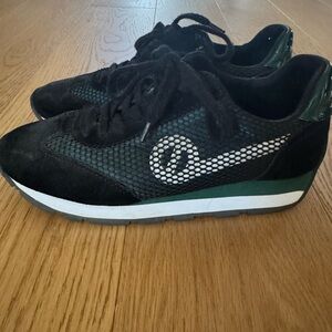 Designer Sneakers made in the Uk Woman’s Black & Green Casual Lace-Up Sneakers